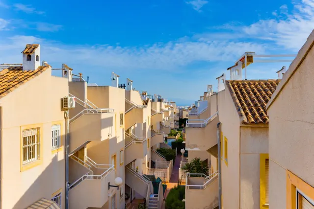 Luminoso apartamento, con gran solárium privado y vistas, en "La Mata", Torrevieja — 32
