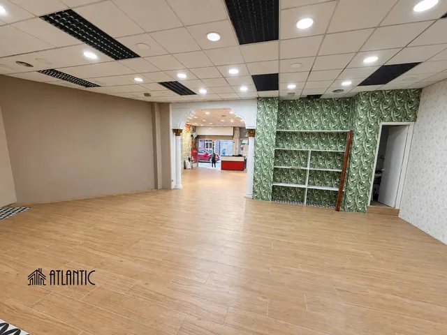 Local comercial 185m² en alquiler - Travesia de Vigo — 14