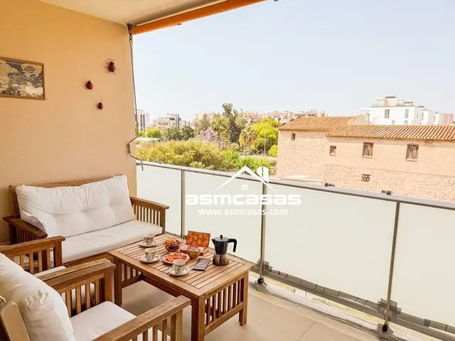 Se alquila apartamento para agosto