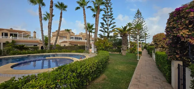 ORIHUELA-COSTA  MIRAFLORES, 2 HABS, 1 BAÑO RESIDENCIAL CON PISCINA ORIENTACION SUR GRAN ESTADO 199.900.... — 19