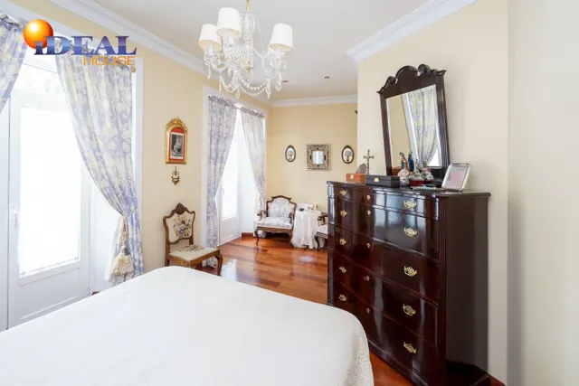 FANTASTICA CASA EN PLAZA DE LOS LOBOS — 27