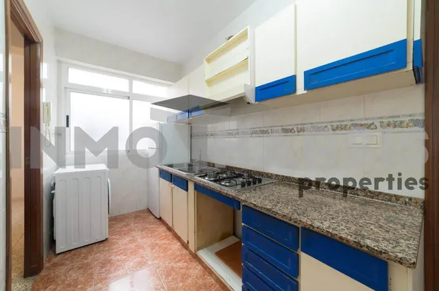Se vende en los angeles con ascensor — 29