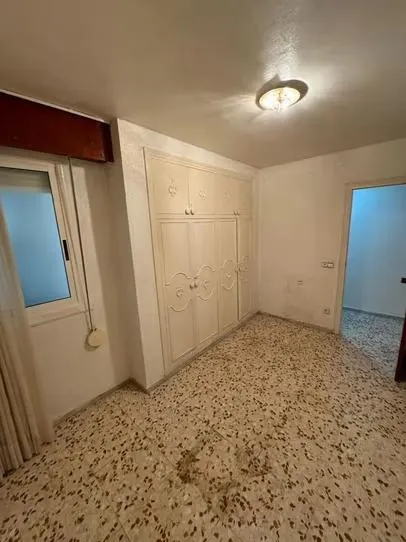 PRIMERA PLANTA DE 111M2 PARA REFORMAR — 19
