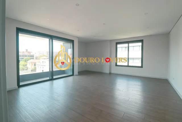 Apartamento 3 habitaciones 157m² en venta - Cedofeita - Sant - foto 3
