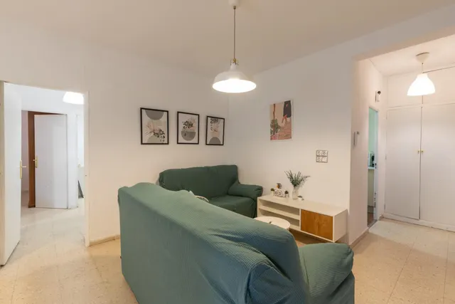 Piso ideal para inversión con alta rentabilidad junto a facultades de  Cartuja en Granada — 29