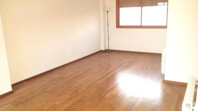 FANTASTICO ATICO EN EL PAU — 14