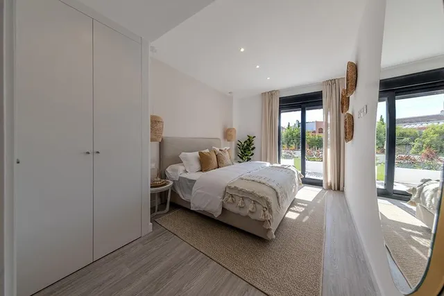 Ultima unidad en Estepona, obra nueva lista para entrar a vivir !!! — 10