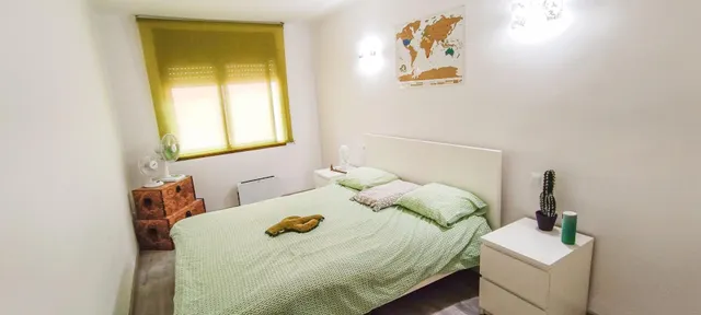Buen apartamento con buena terraza, cerca del centro de Palamos — 36
