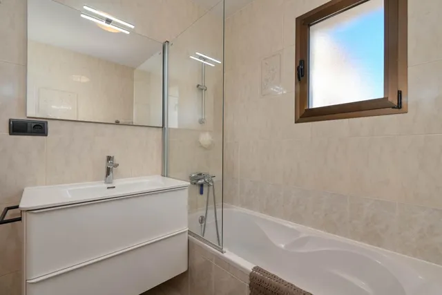 Villa mediterránea + appartamento  en Granadella — 11