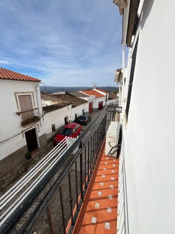 Gran casa de pueblo en el centro de  Zufre!!! — 6