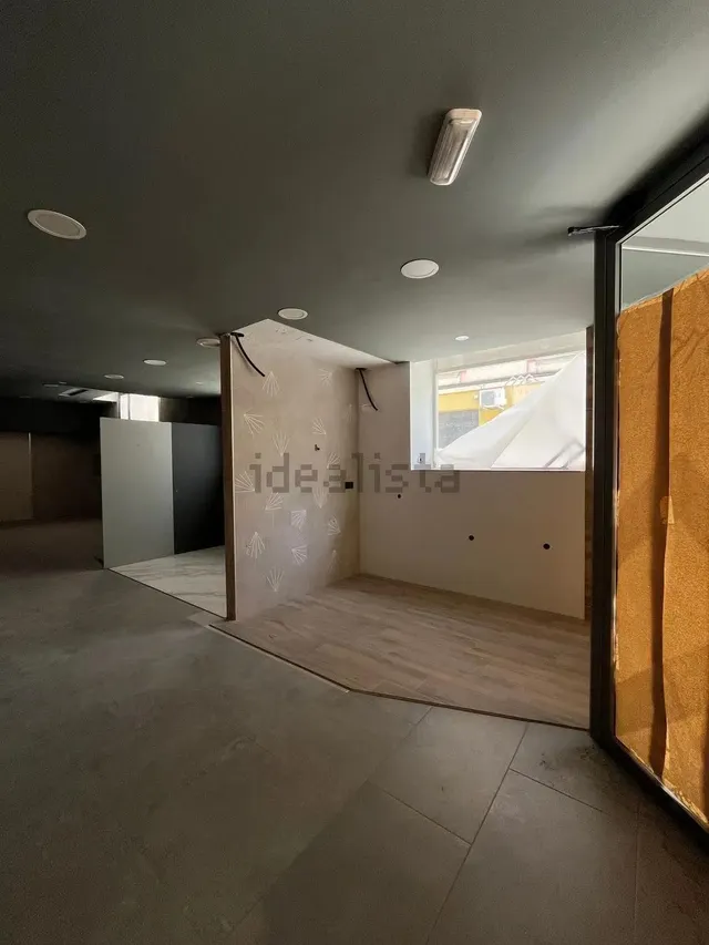 Alquiler de local en Calle Na Saurina d'Entença, 69 — 6