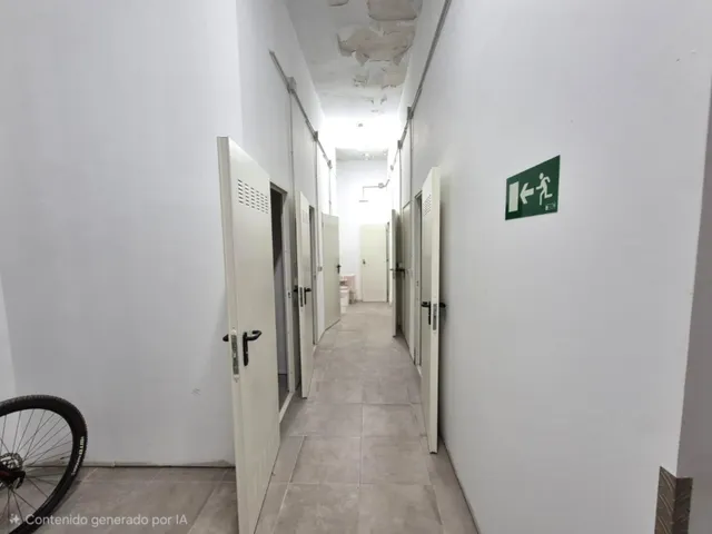 AMPLIO LOCAL COMERCIAL EN  ZONA BENICALAP DE UNOS 200 METROS — 5