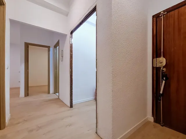 Alquiler de vivienda reformada de dos dormitorios en chamartín — 12