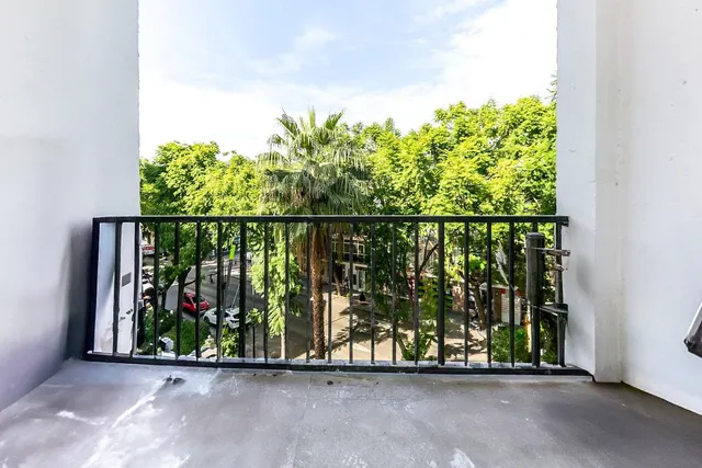 Apartamento 3 habitaciones 75m² en venta - Centro — 25