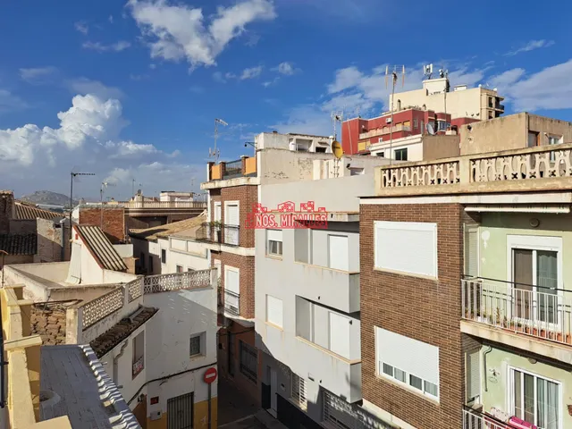 ¡INTERESANTE CASA EN ASPE CON LOCAL Y SOLARIUM. IDEAL PARA REUNIONES — 6