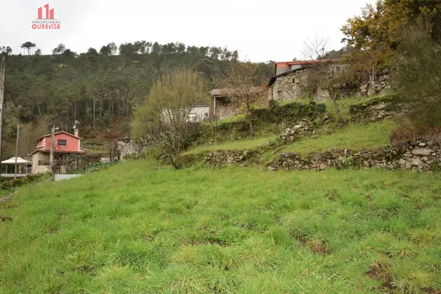 CASA PARA REAHABILITAR EN LA ZONA DE REQUEIXO DE CANDEDO — 25
