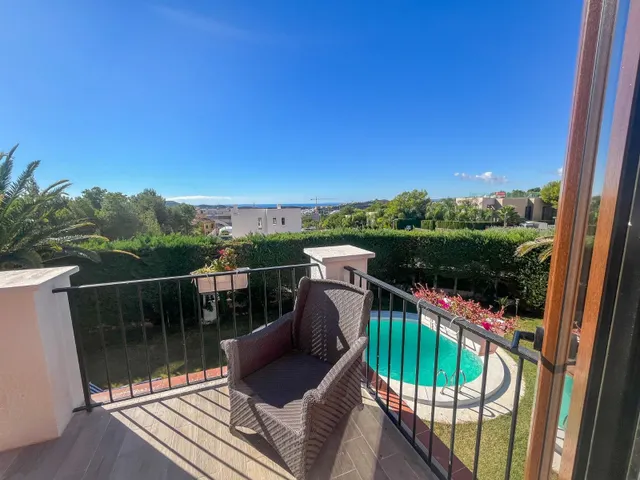 Villa 4 habitaciones 225m² en venta - Sierra cortina — 38