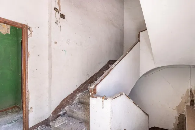 CASA 640 M2 EN CARRETERA DE MURCIA, ALBAYCIN. — 2
