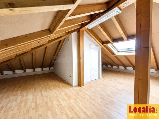 Casa familiar reformada con jardín en Miengo — 56