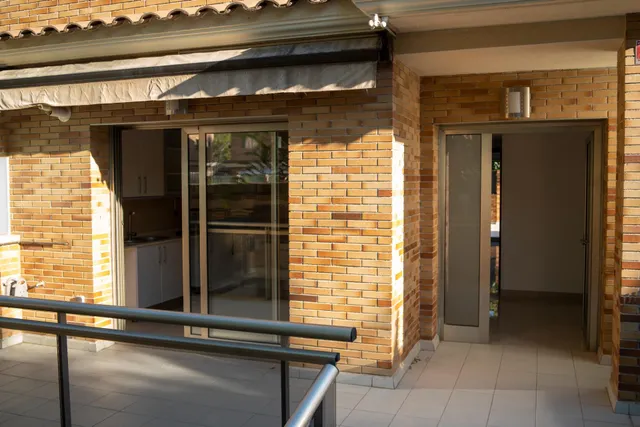 CASA ESQUINERA DE 5 habitaciones EN BARENYS — 19