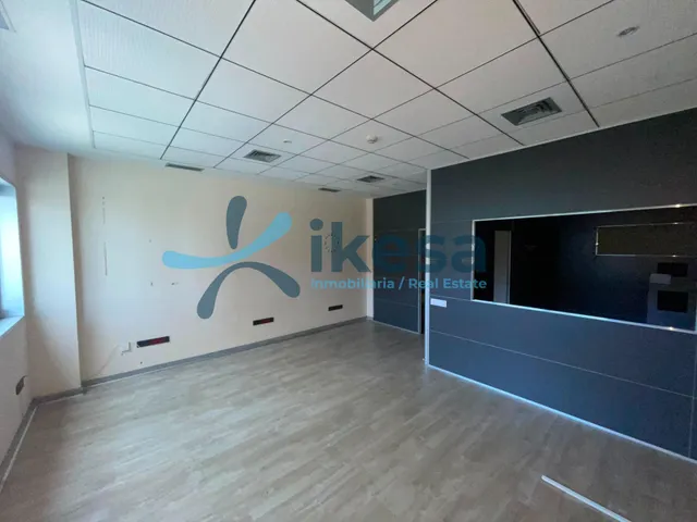 Oficina habilitada como estudio de grabación en Alquiler - Hytasa (Sevilla) — 8