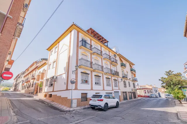 PISO DE 3 habitaciones Y COCHERA EN LA ZUBIA — 29