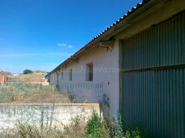 Nave industrial 1200m² en venta - Astudillo