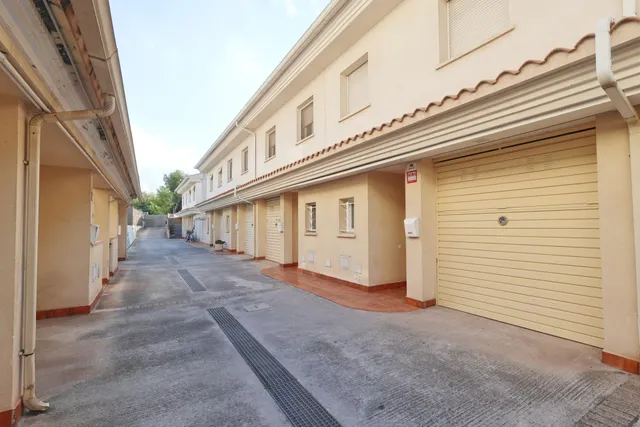 Casa adosada en solicrup - vilanova — 18