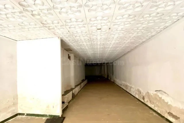 Local comercial 296m² en venta - Barrio del Pilar - foto 2