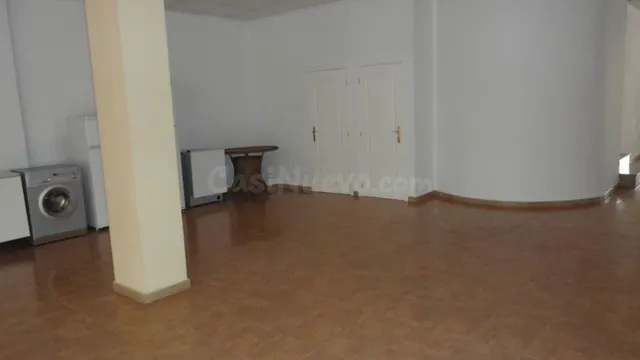 GRAN LOCAL COMERCIAL JUNTO RENFE CENTRO DE ALICANTE — 4