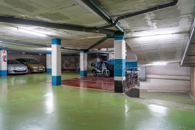 Parking 10m² en alquiler - Barcelona — 2