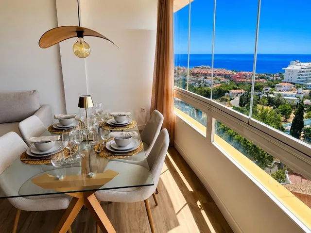 Exclusivo Apartamento Reformado con vistas al mar en Torrebl - foto 3