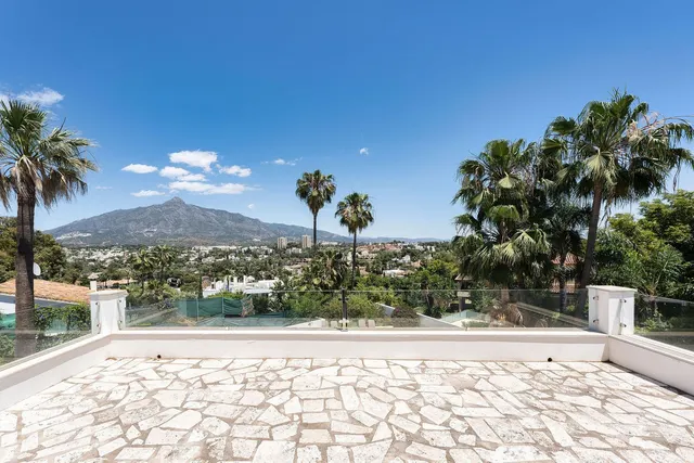Chalet 4 habitaciones 351m² en venta - Marbella — 37