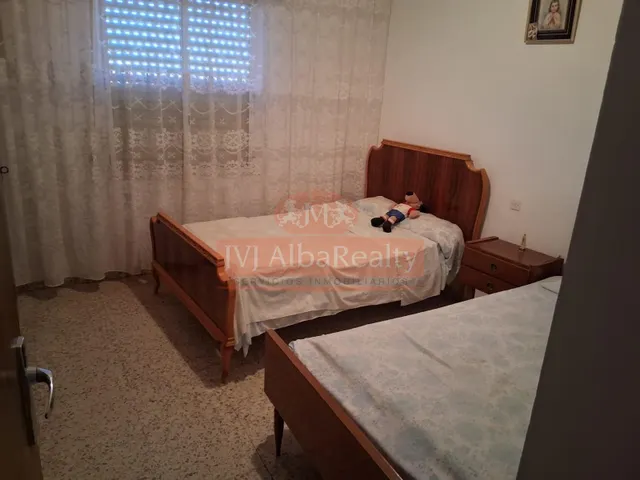 SE VENDE CASA CON PATIO EN LOS ANGUIJES. — 10
