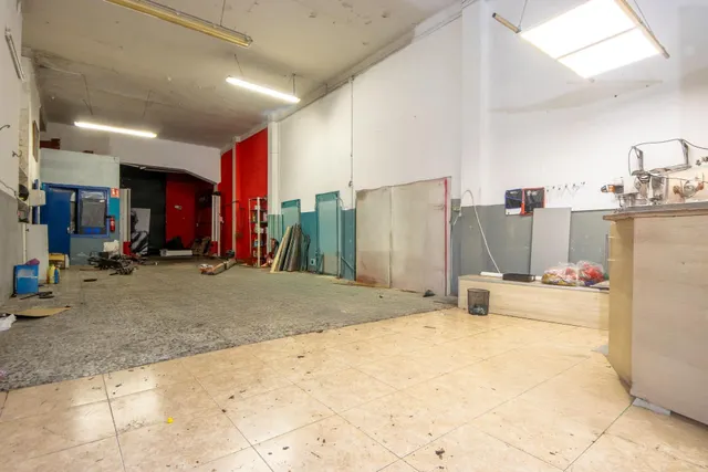 LOCAL COMERCIAL EN EL CENTRO DE TARRAGONA. — 5