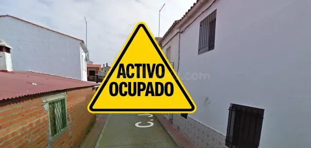 CASA EN MADROÑERA