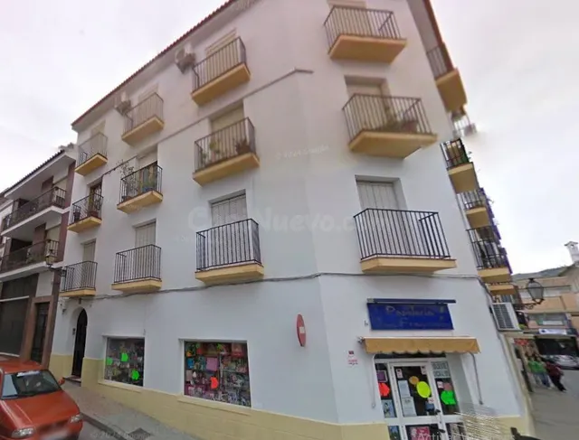 Apartamento 4 habitaciones 176m² en venta - Polígono - Alred - foto 3