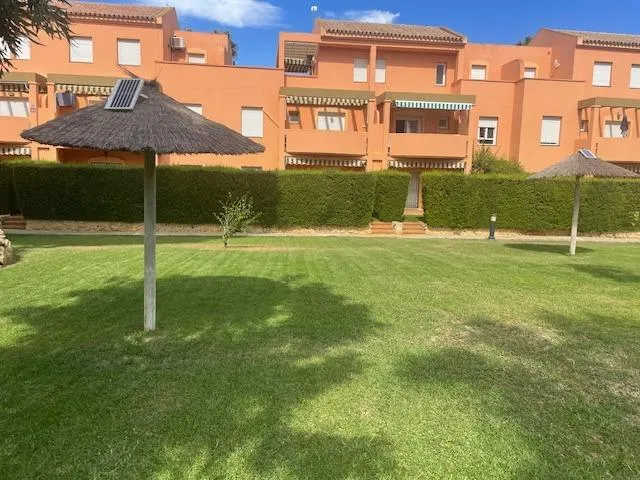 Increíble apartamento en planta baja ( Novo Sancti-Petri ) — 5