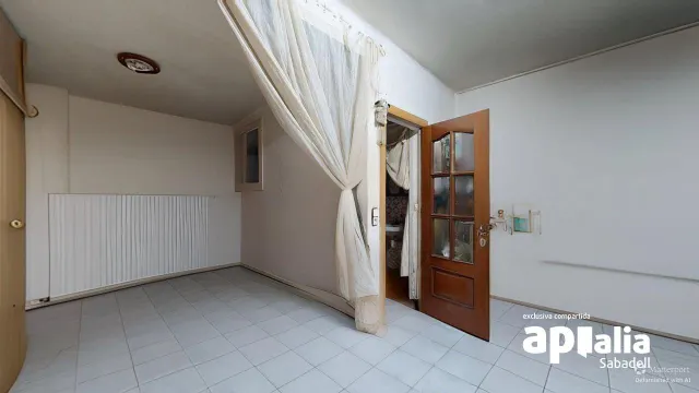 CASA UNIFAMILIAR ADOSADA CON GARAJE — 42