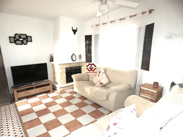 ESPECTACULAR ATICO CON PARKING Y TRASTERO EN RESIDENCIAL PRI - foto 4
