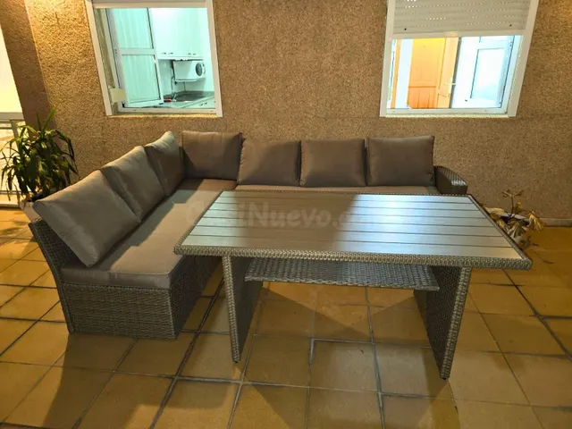 PISO CON AMPLIA TERRAZA EN LAS CANTERAS - foto 2