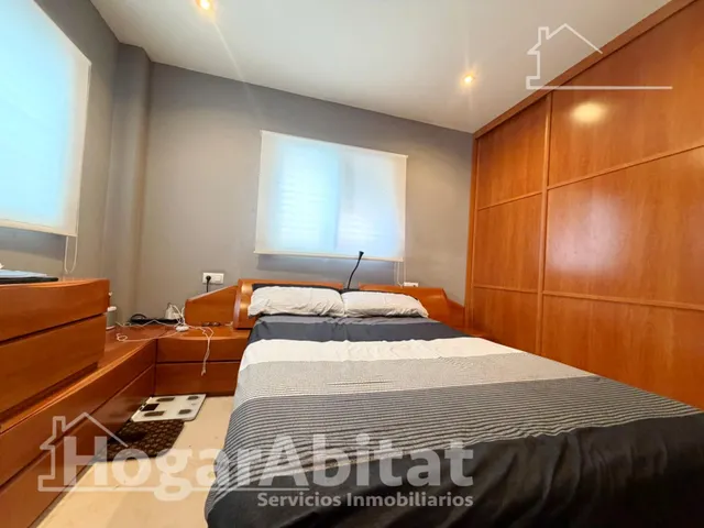 Privacidad y vida al aire libre en este exclusivo chalet con jardín, buhardilla y garaje en Masías — 28