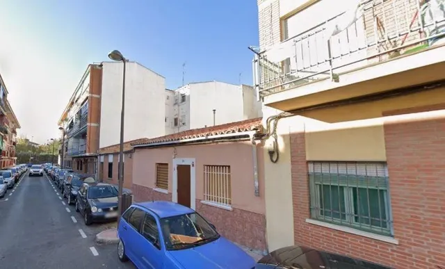 SE VENDE suelo urbano OKUPA en C Ciempozuelos 24 de Getafe - foto 4