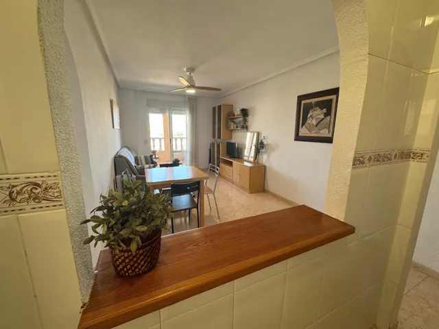 Apartamento con vistas despejadas y piscina — 17
