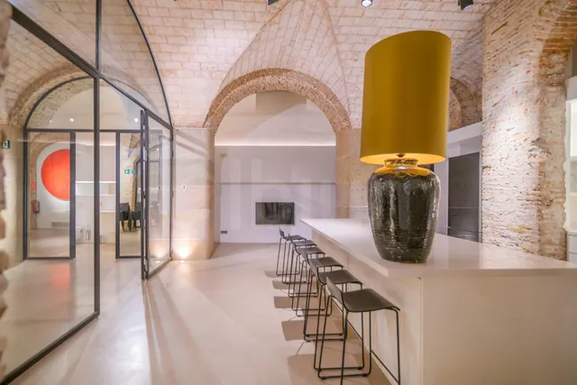 EXCLUSIVA OFICINA DE DISEÑO DE 226 M2 EN EL CORAZÓN DEL BARRIO GÒTIC — 16