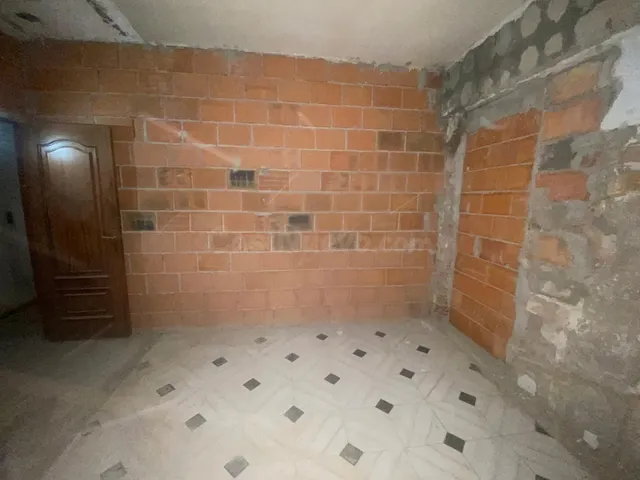 ¡Rebajado! Piso para reformar en Pago, Berja. - foto 5