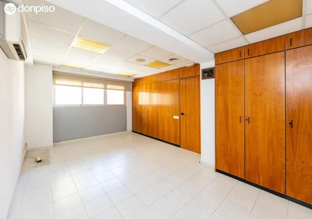 Vivienda de 170 m2 con 5 dormitorios en Gran Vía – Amplia y con gran potencial — 17