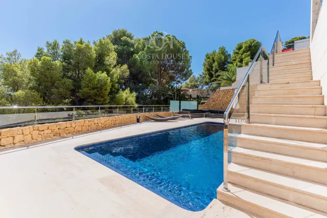 VILLA MASCARAT · VISTAS AL MAR Y PRIVACIDAD JUNTO AL MEDITERRÁNEO EN ALTEA — 6