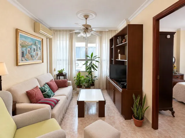 Céntrico piso en Almería — 15
