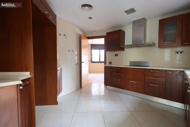 Espectacular casa esquinera en el aragai - Vilanova i la Geltrú — 13